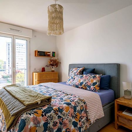 Stunning Apartment With Balcony To Visit Paris ルヴァロワ＝ペレ エクステリア 写真